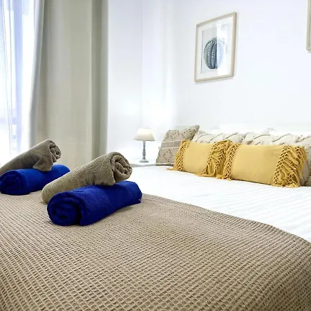 2the Location - Americas & Parking * Playa de las Americas (Tenerife)